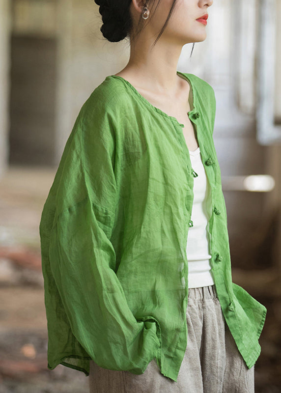 Polished Top with an Effortless Classic Look
