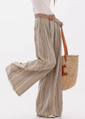 Effortlessly Elegant Pants with a Timeless Design