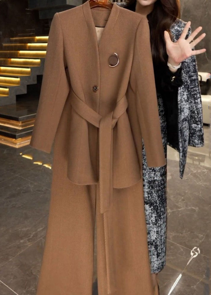 Well Tailored Pants with a Graceful Silhouette