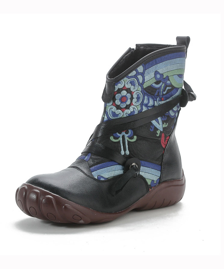 Graceful Orthopedic Boots for Modern Look