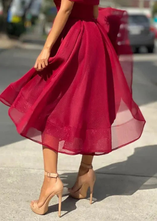 Well Tailored Dress with a Graceful Silhouette