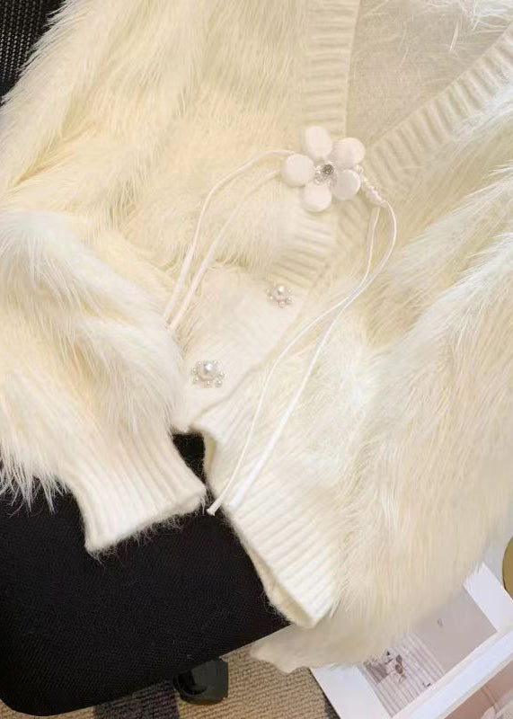 Elegantly Styled Cardigan for Everyday Wear