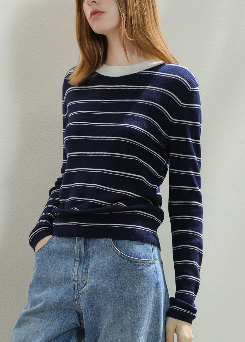 A Vintage Style Top with Delicate Timeless Details