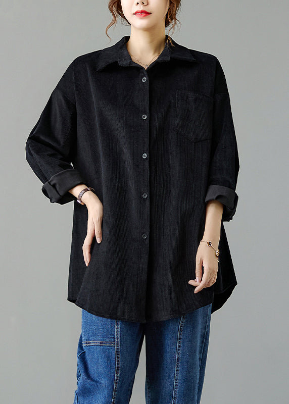 Well Tailored Coat with a Graceful Silhouette