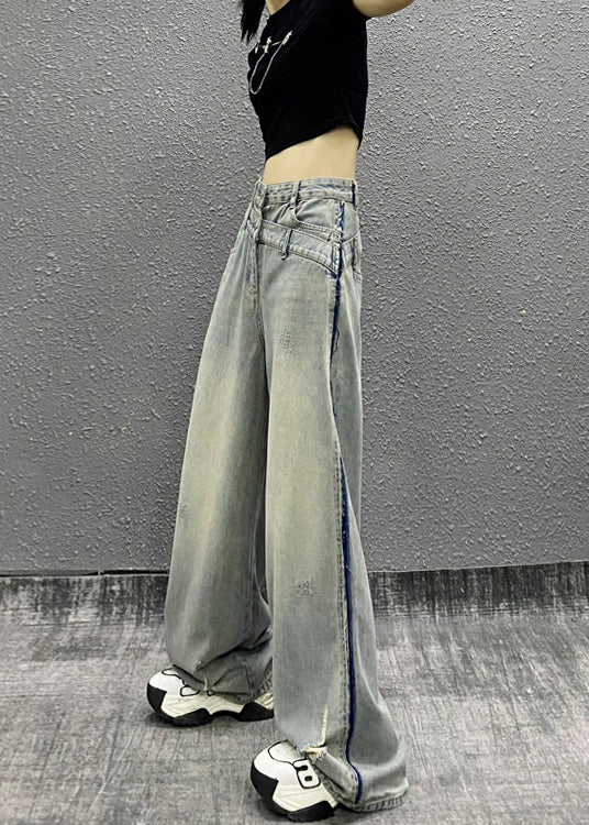Effortlessly Elegant Pants with a Timeless Design