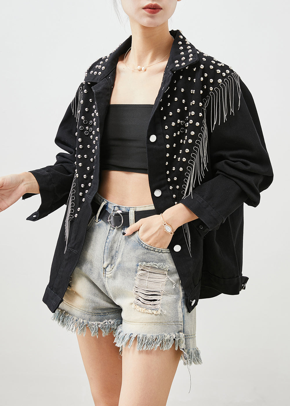 Well Tailored Jacket with a Graceful Silhouette