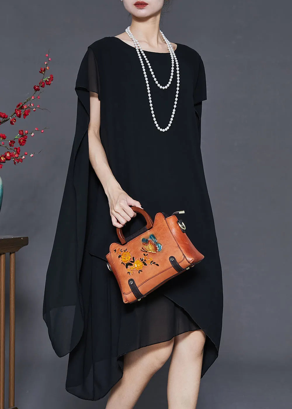 Beautifully Crafted Dress in a Classic Style