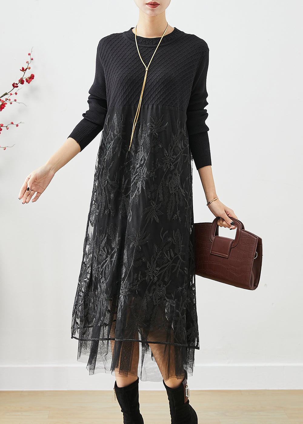 Beautifully Crafted Dress in a Classic Style