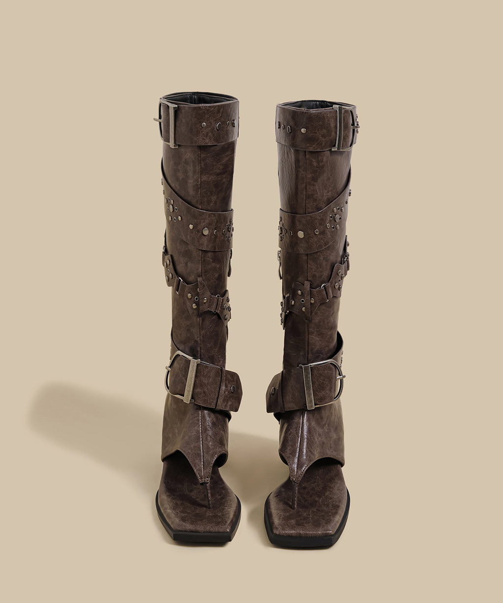Graceful Orthopedic Boots for Modern Look