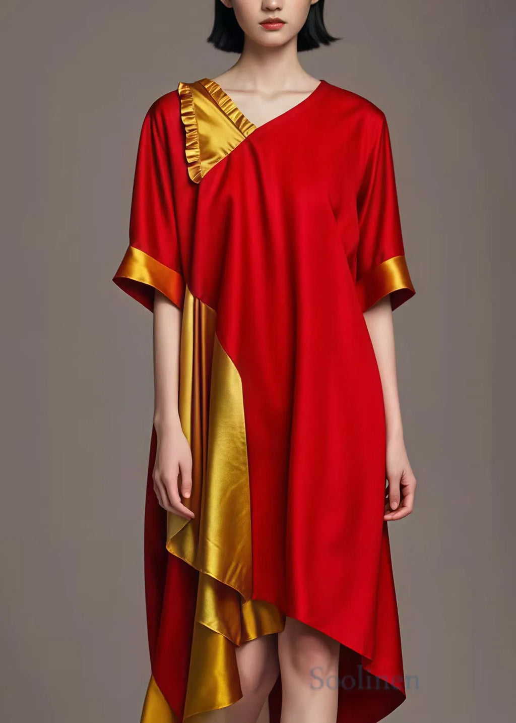 Beautifully Finished Dress in a Timeless Design
