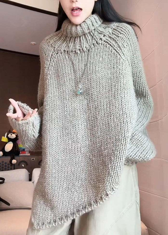 Beautifully Finished Sweater in a Timeless Design