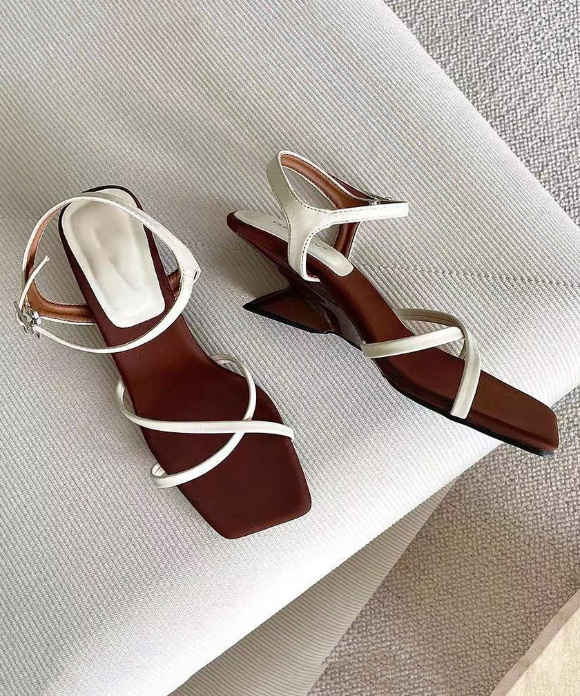 Graceful Orthopedic Sandals for Modern Look