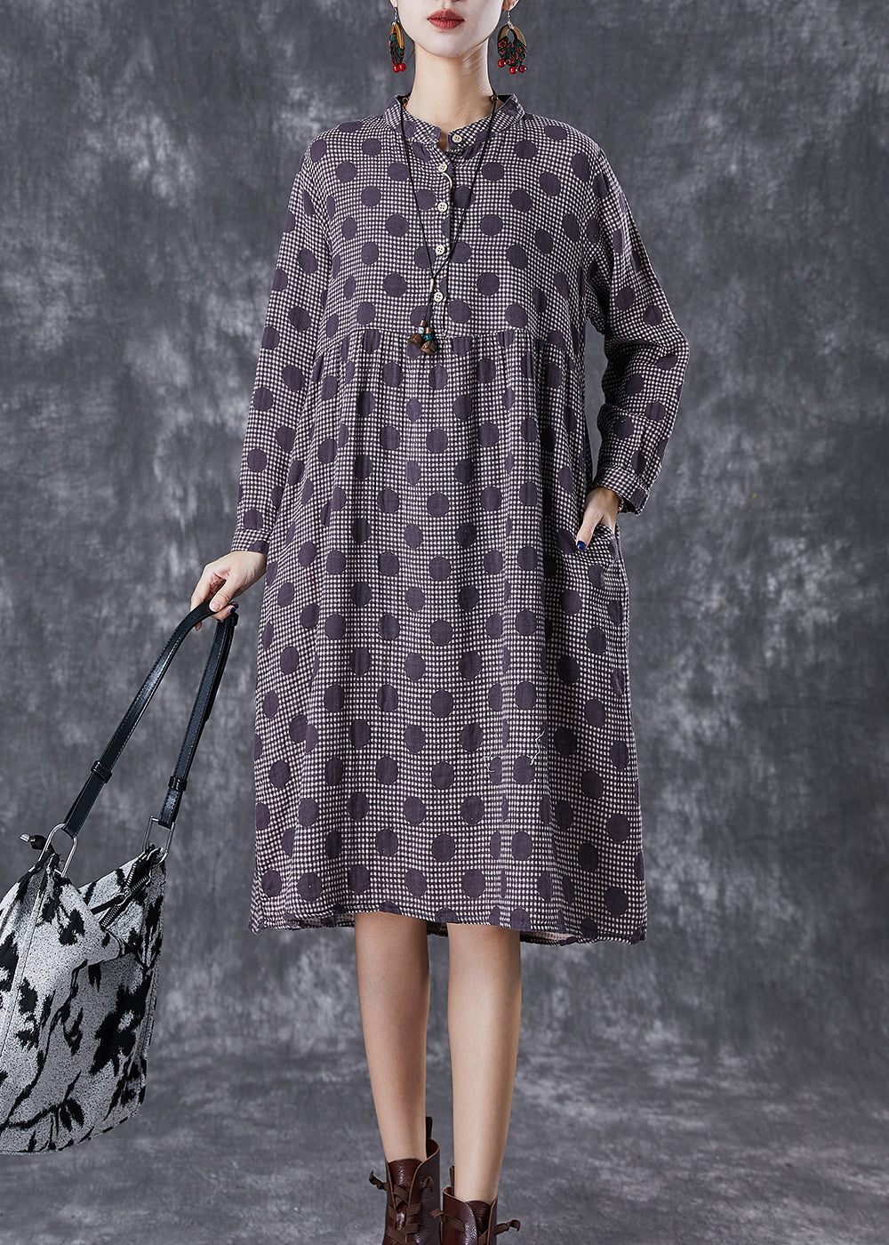 Classic Vintage Dress with a Flattering Fit