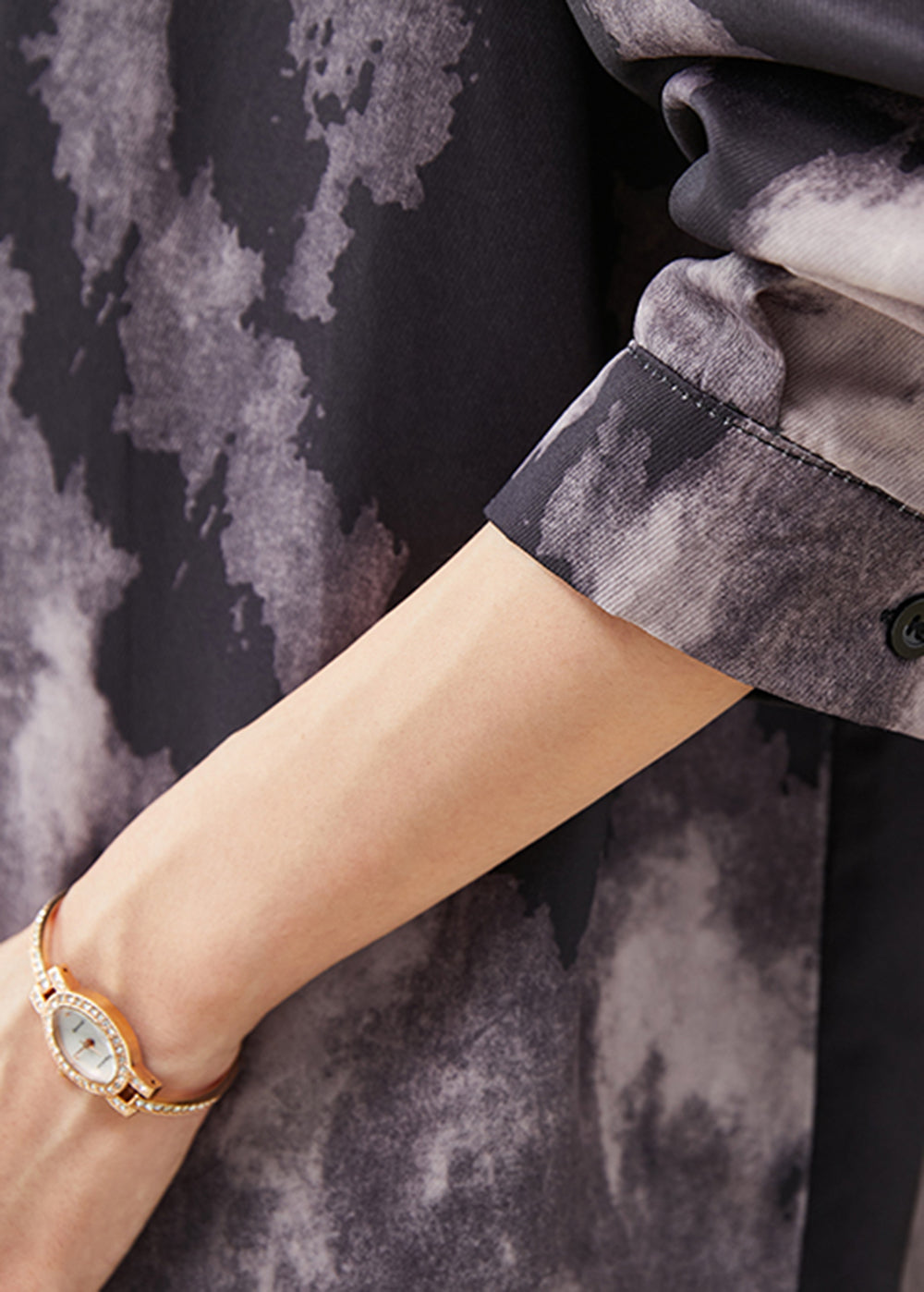 Beautifully Crafted Shirt in a Classic Style