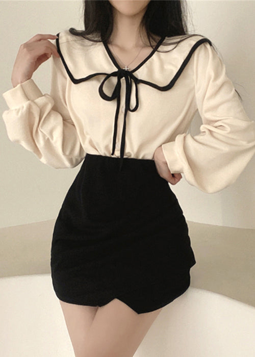 Beautifully Crafted Blouse in a Classic Style