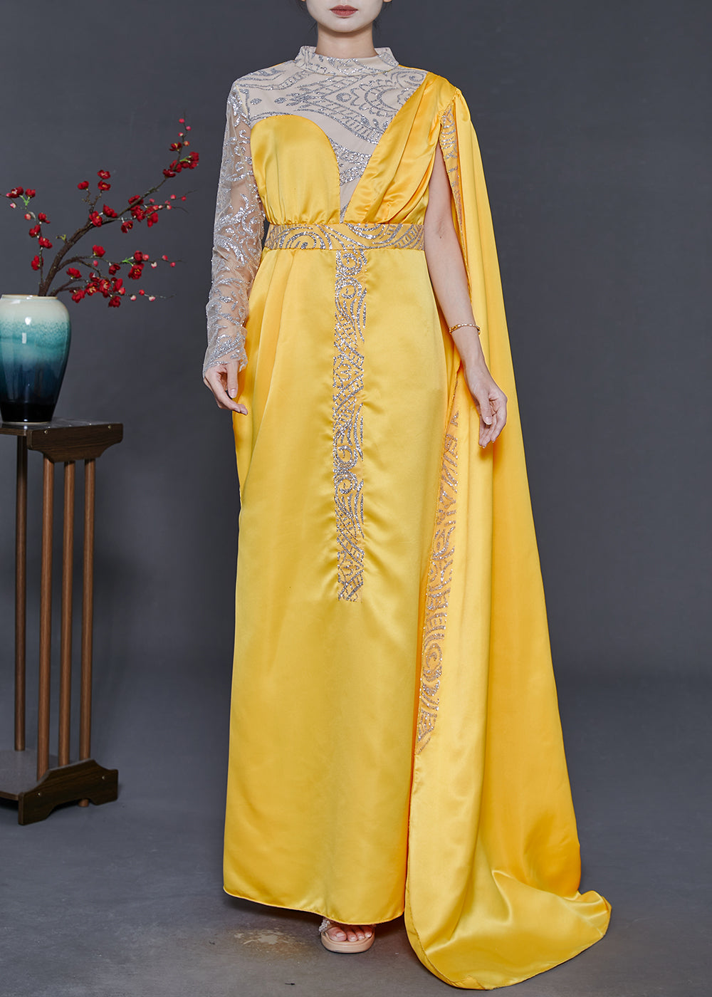 Beautifully Crafted Dress in a Classic Style