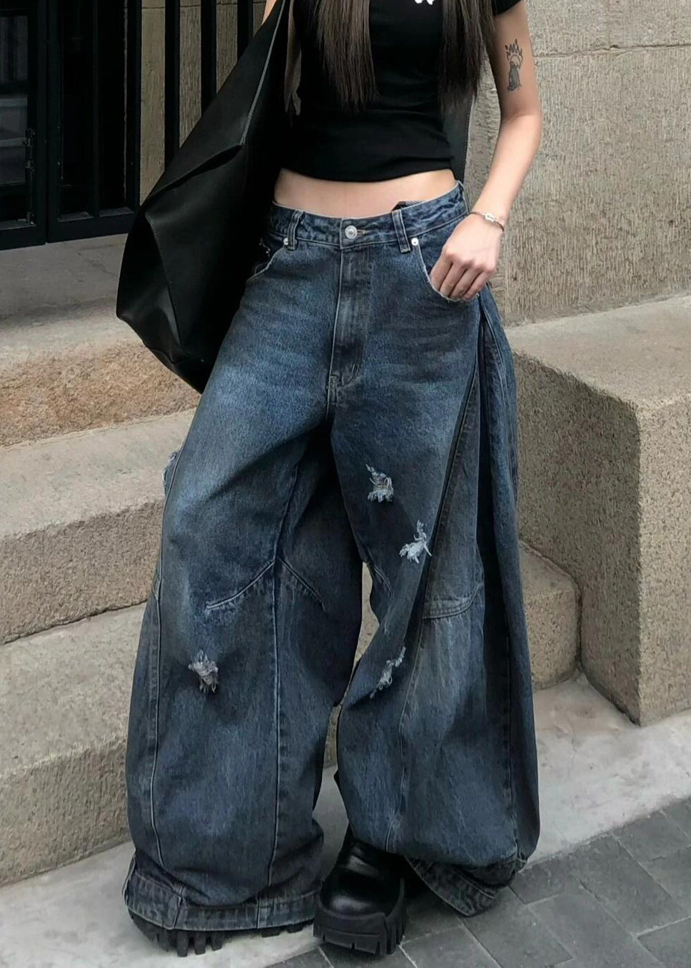 Beautifully Finished Pants in a Timeless Design