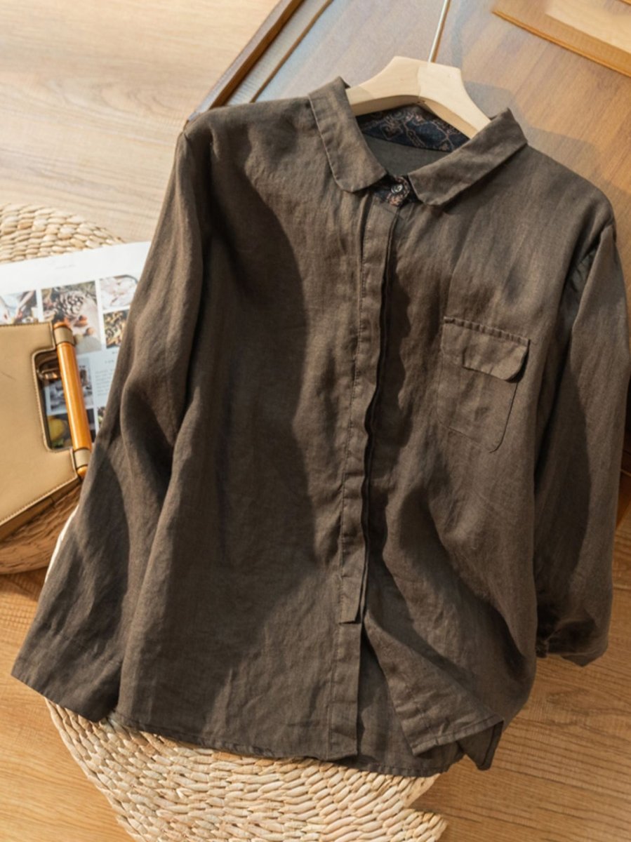 Classic Vintage Shirt with a Flattering Fit