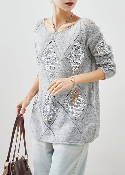 Effortlessly Elegant Sweater with a Timeless Design