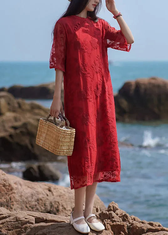 Beautifully Finished Dress in a Timeless Design