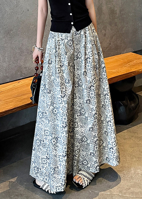 Classic Vintage Pants with a Flattering Fit