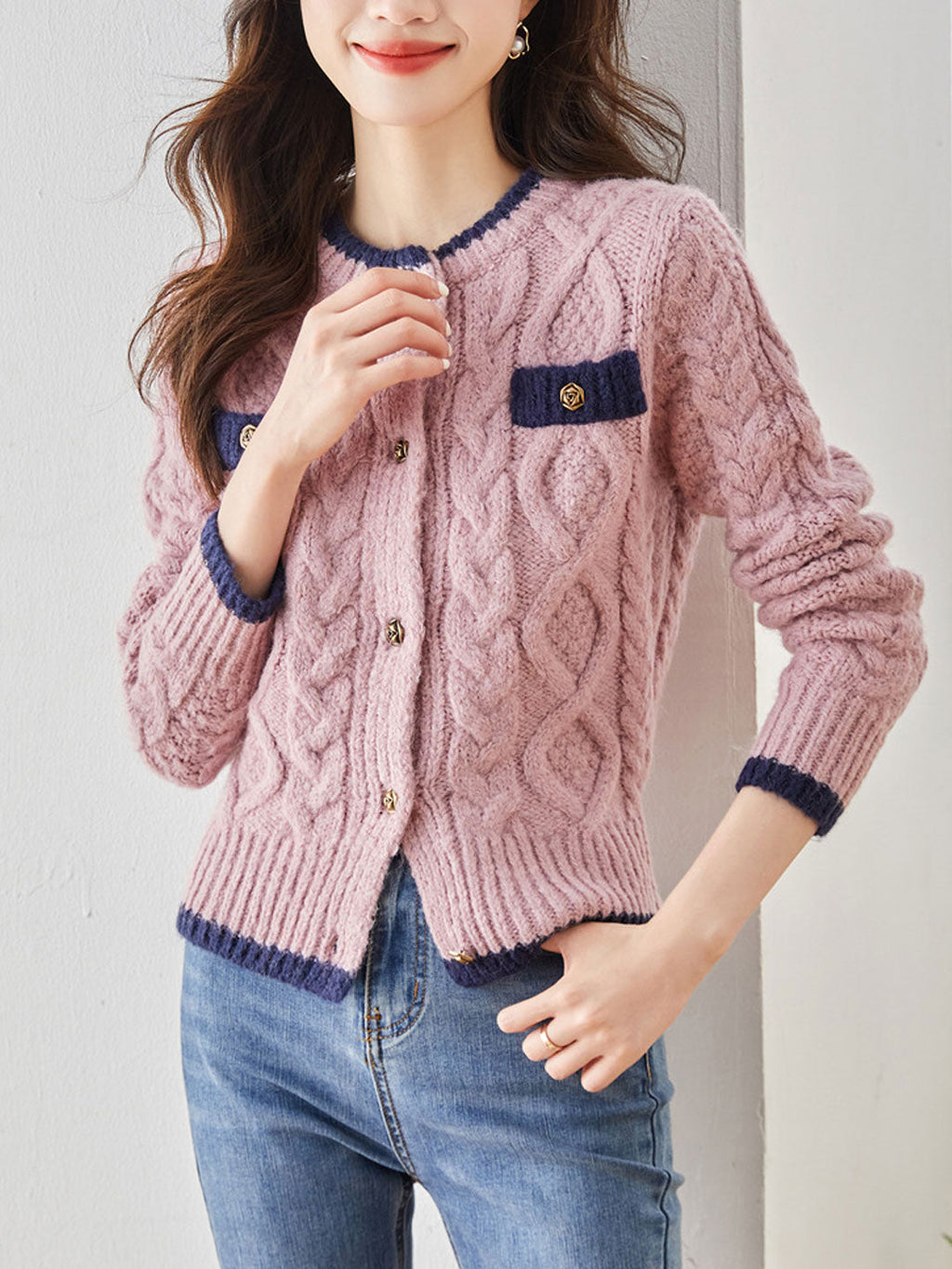 Classic Vintage & Enduringly Stylish Cardigan