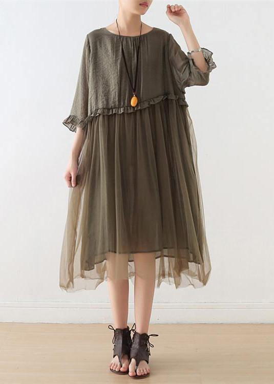 Classic Vintage Dress with a Flattering Fit
