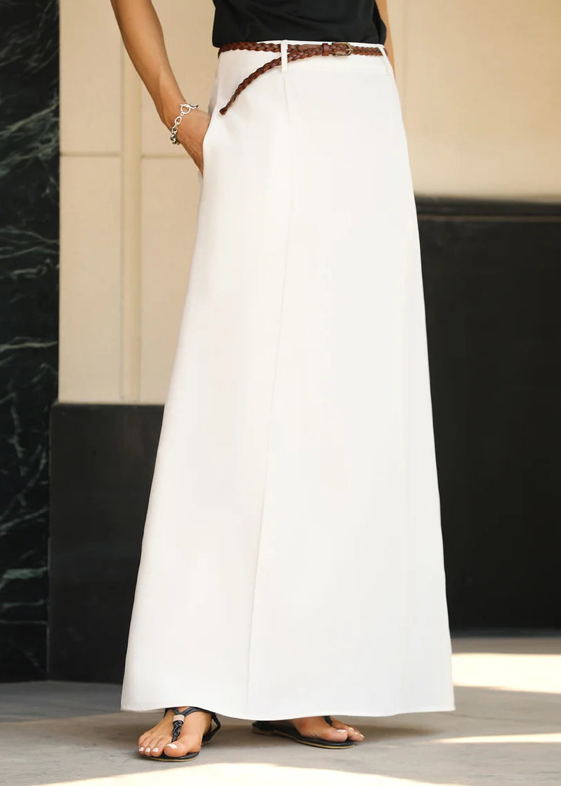 Sophisticated Garment with a Clean Classic Look