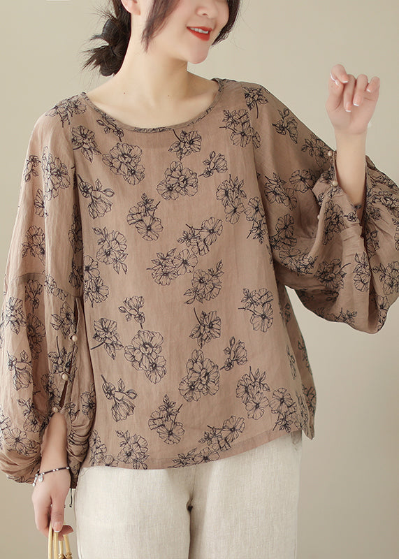 A Vintage Style Blouse with Delicate Timeless Details