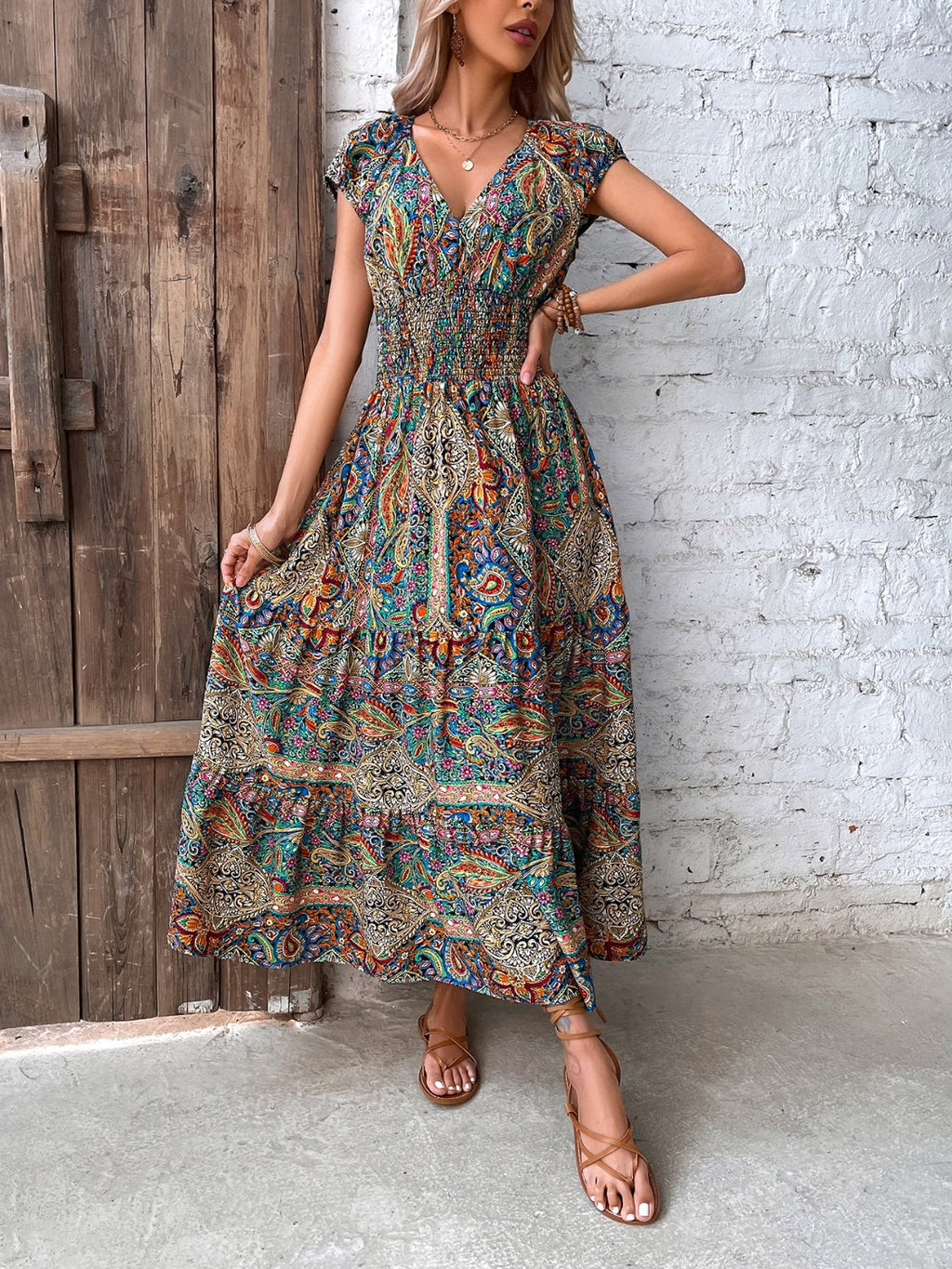 Gracefully Styled Dress for Any Occasion
