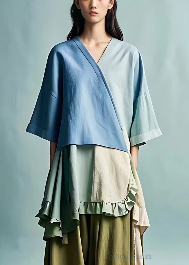 Well Tailored Top with a Graceful Silhouette