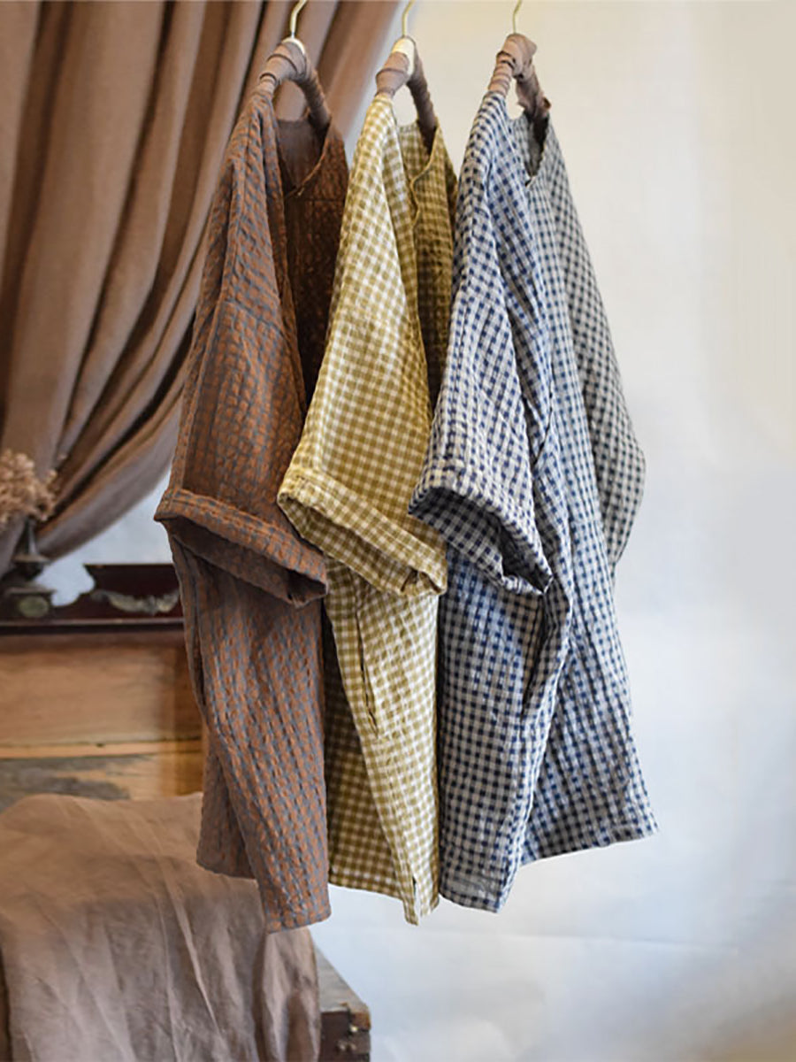 Classic Vintage Shirt with a Flattering Fit