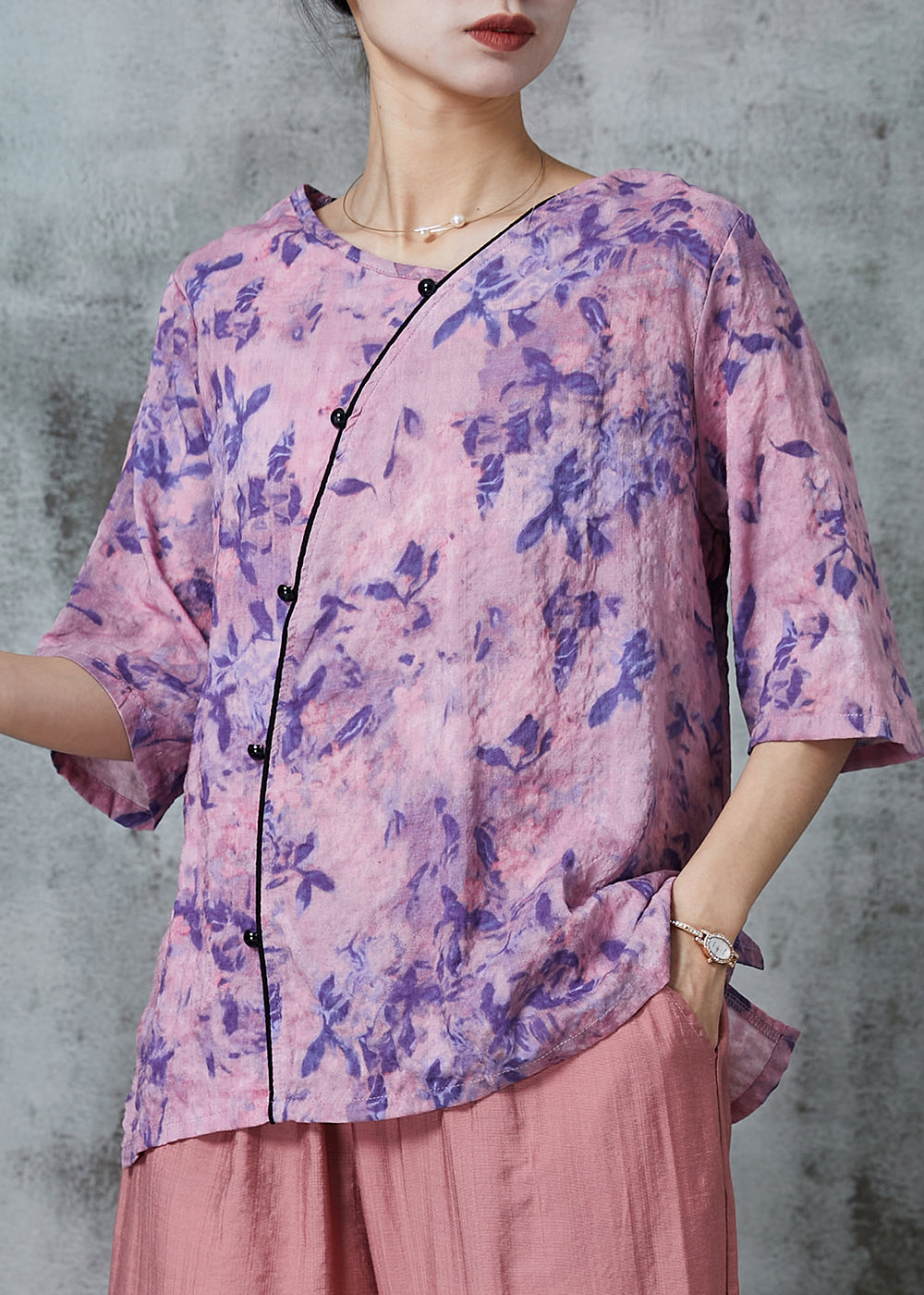 Sophisticated Shirt with a Clean Classic Look