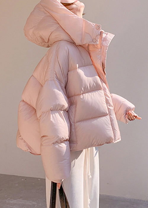Well Tailored Coat with a Graceful Silhouette