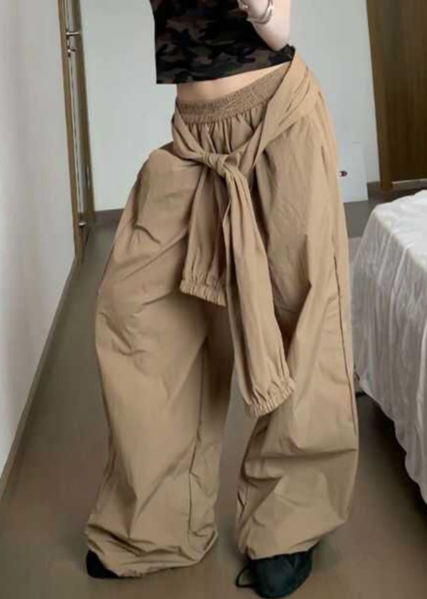 Well Tailored Pants with a Graceful Silhouette