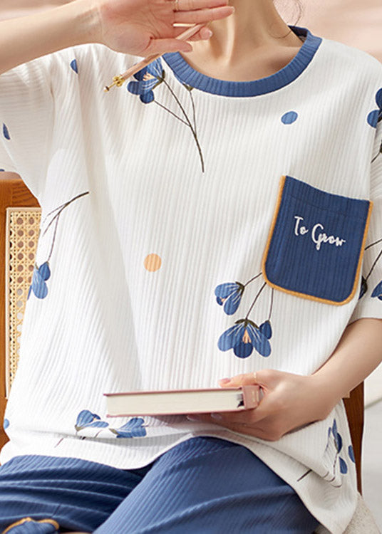 Finely Styled Garment with a Classic Vintage Look