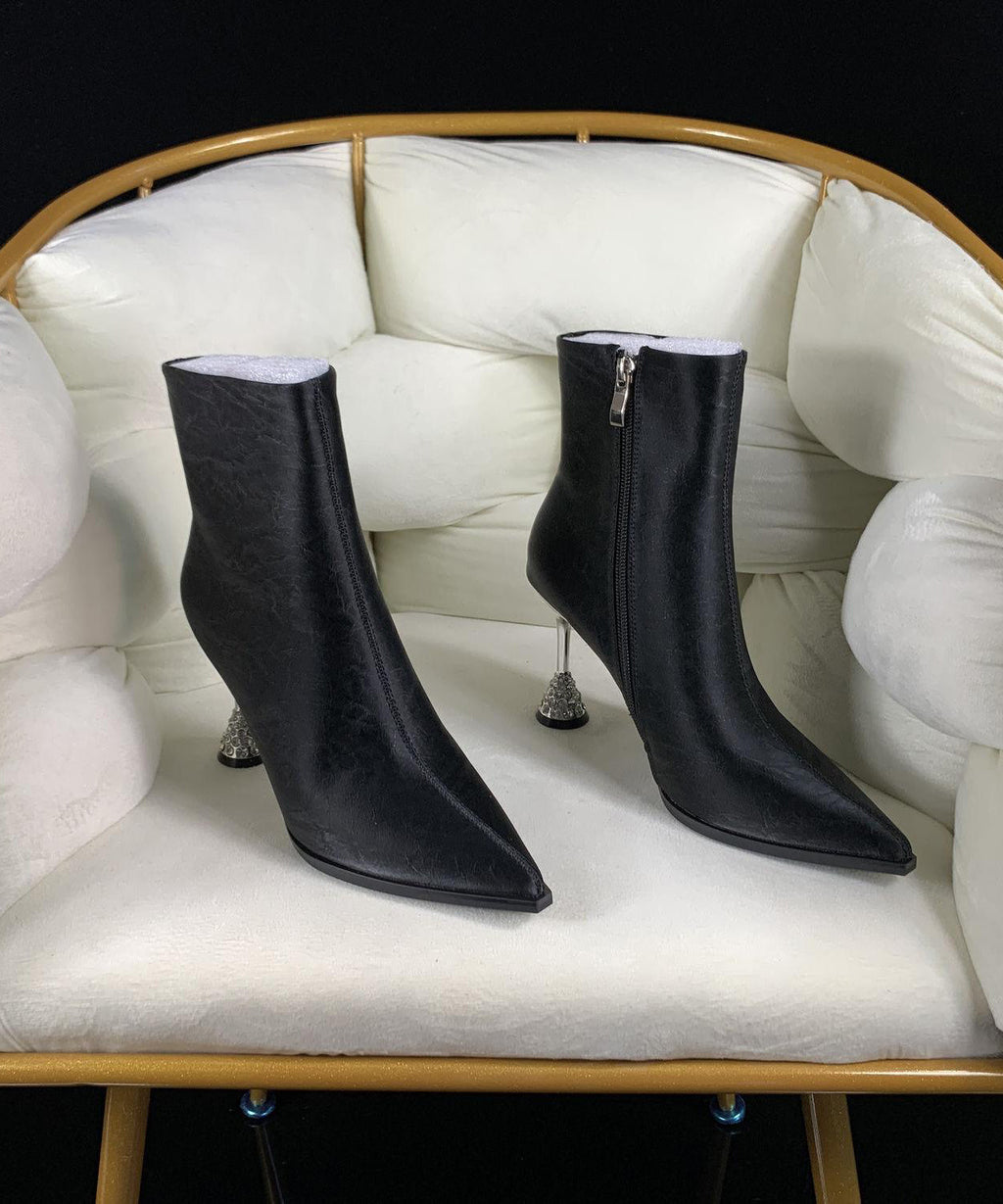 Chic Orthopedic Boots with Unique Design