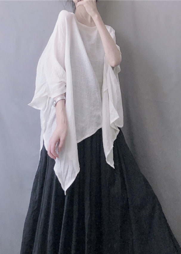 Well Tailored Top with a Graceful Silhouette