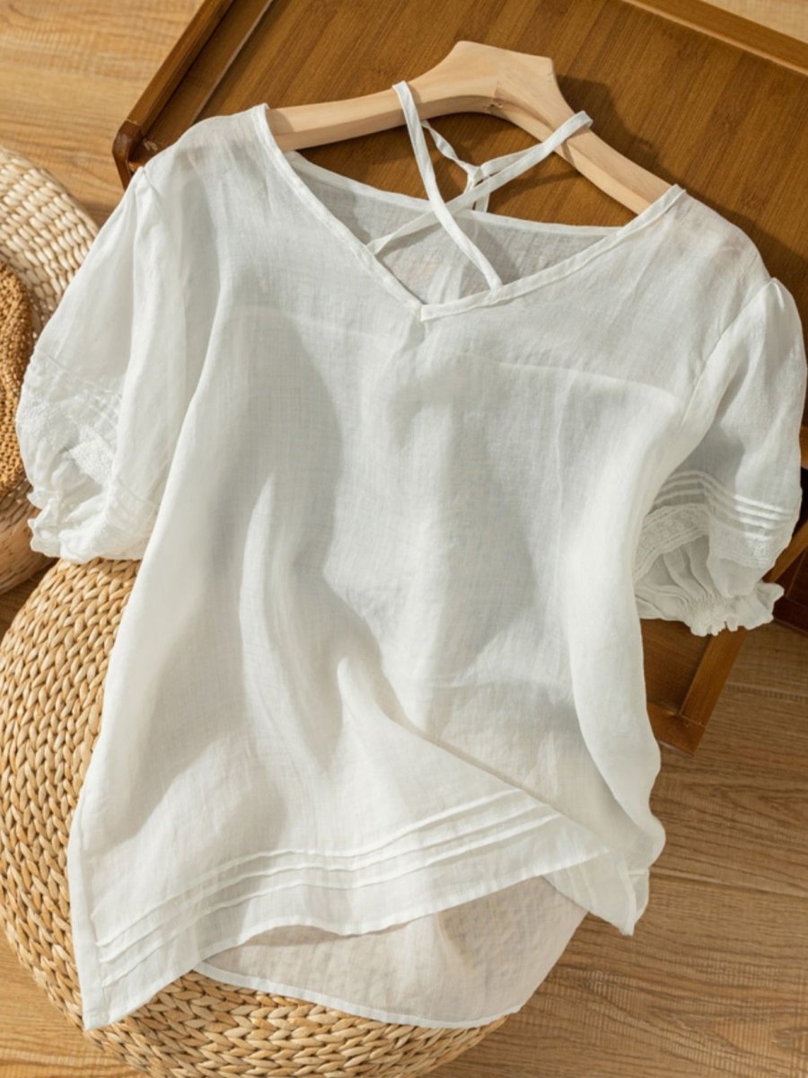 Sophisticated Blouse with a Clean Classic Look