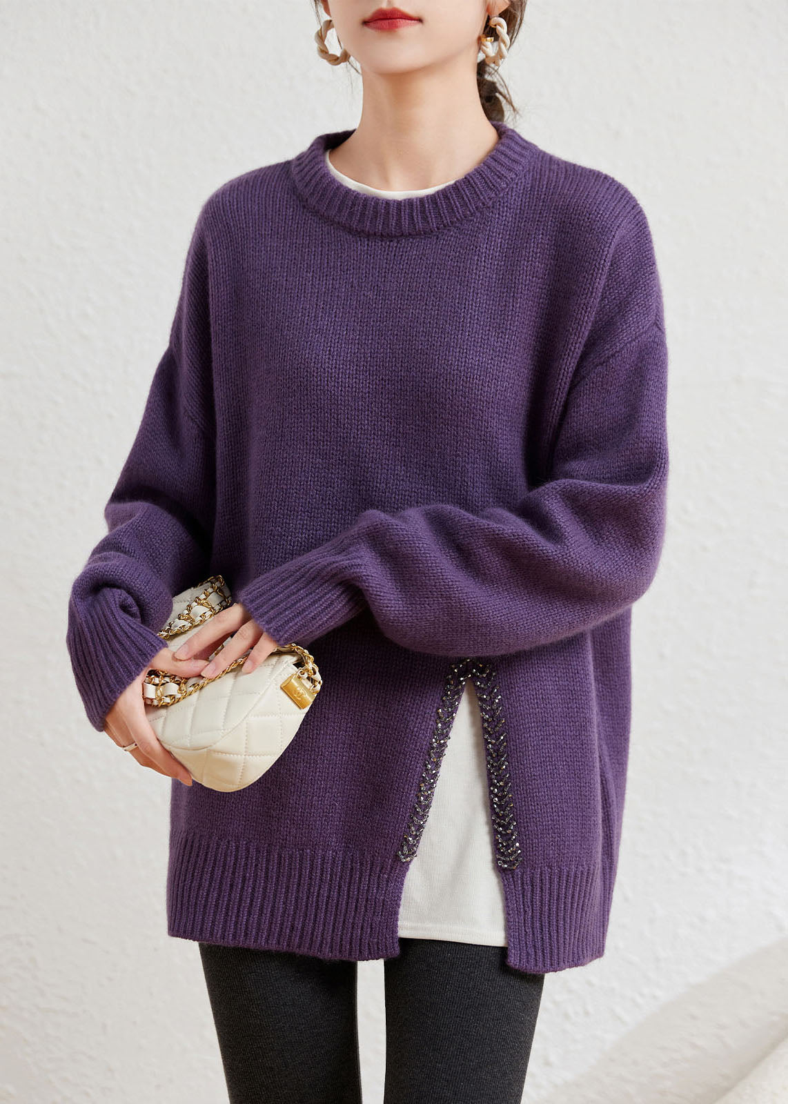 Effortlessly Elegant Sweater with a Timeless Design