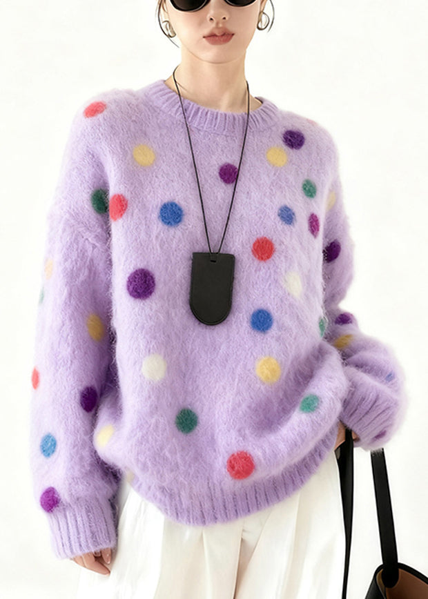 Well Tailored Sweater with a Graceful Silhouette