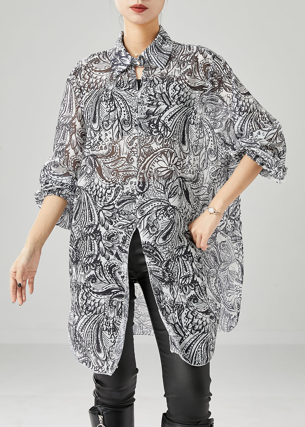 Well Tailored Shirt with a Graceful Silhouette