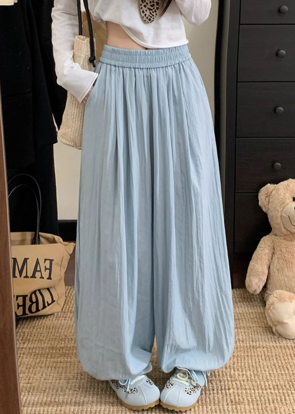 Sophisticated Pants with a Clean Classic Look