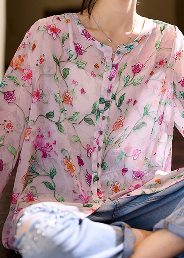Classic Vintage & Enduringly Stylish Blouse