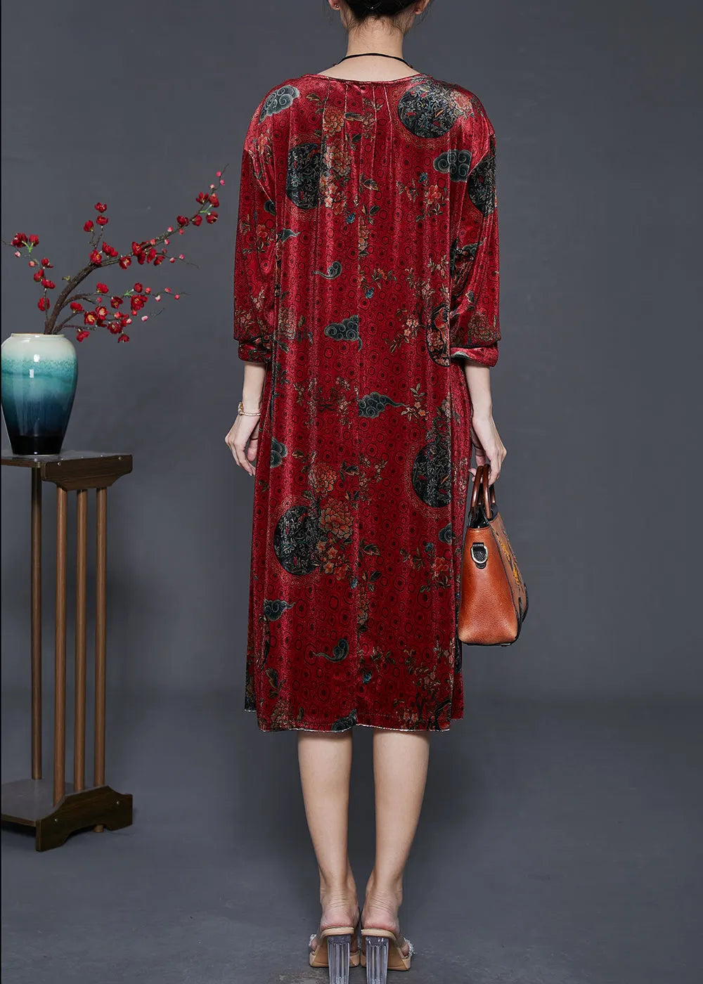Classic Vintage Dress with a Flattering Fit