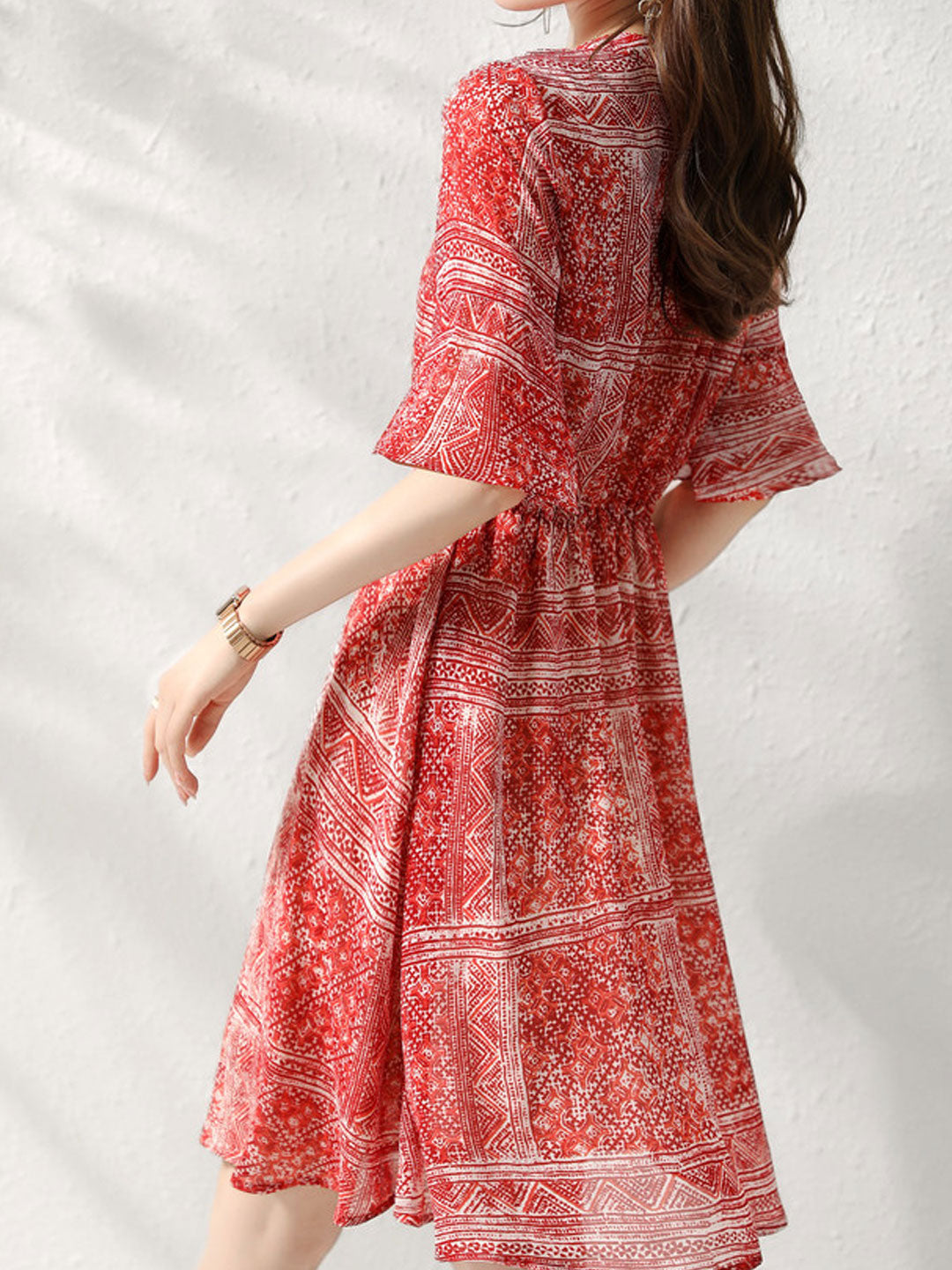 Polished Dress with an Effortless Classic Look
