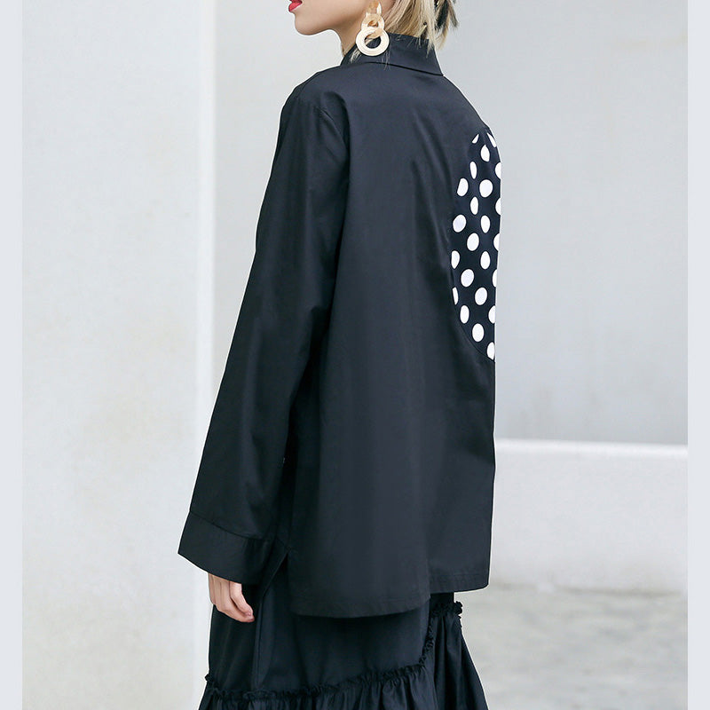 Gracefully Styled Blouse for Any Occasion