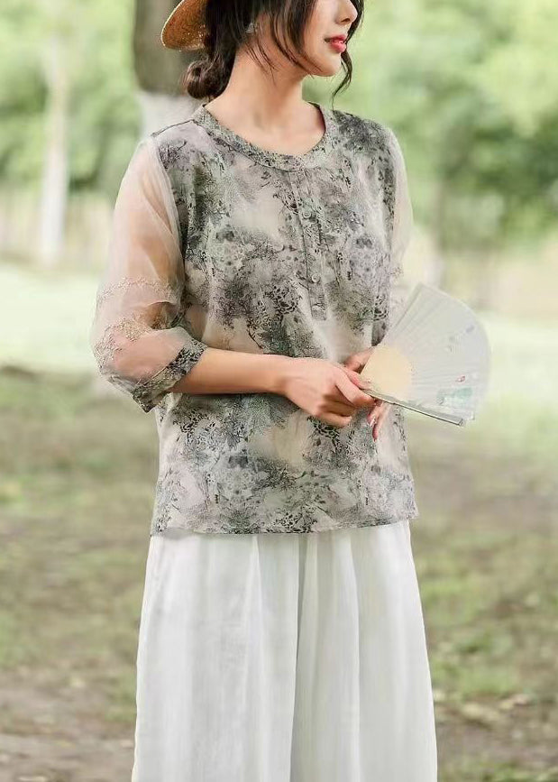 A Vintage Style Shirt with Delicate Timeless Details