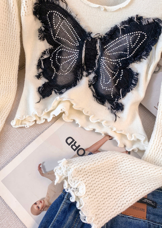 Effortlessly Elegant Top with a Timeless Design