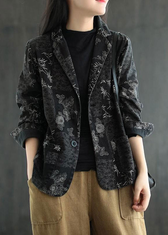 Classic Vintage Coat with a Flattering Fit